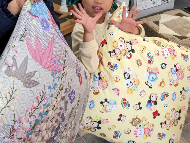 針や糸、ハサミを使用しないため、
お子様でも体験出来ます。_金メダルのふとん屋さん ふとんのコクボ