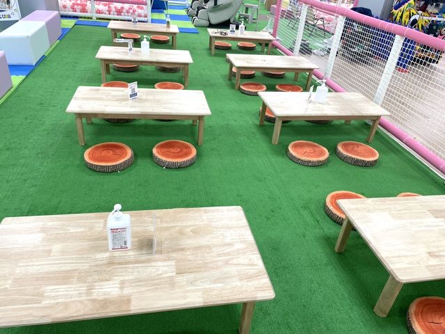 くつろぎコーナー_キッズランドUS 東京ひばりが丘店
