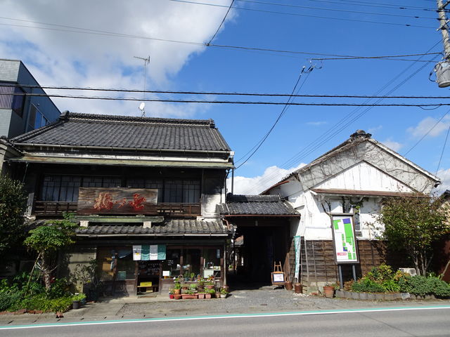 七つ梅酒造跡正面_鬼瓦工房 鬼義
