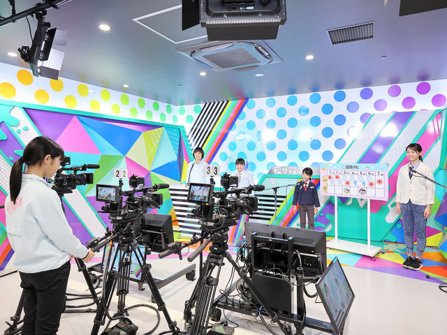 テレビ局では、朝の情報番組を作っています。_キッザニア福岡