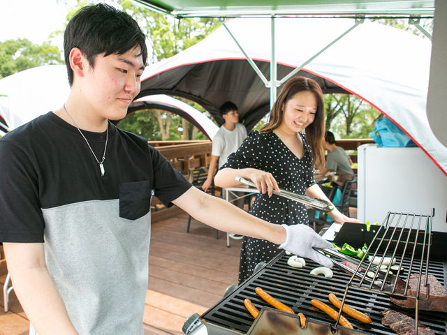仲間と一緒にワイワイ楽しく_STRBBQ
