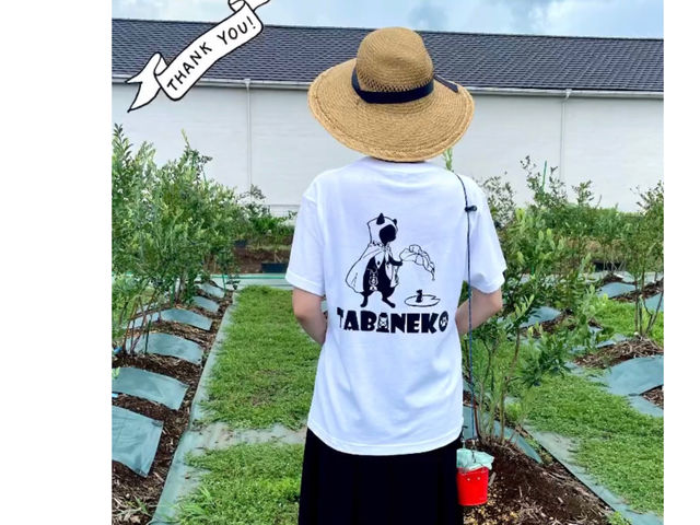 昨年いらしたお客様の摘み取りスタイルです。陽射しが強いので帽子おススメです。_Cat Berry成田