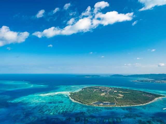 竹富島_石垣島中央サンゴヘリポート≪ヘリコプター遊覧・クルージング≫