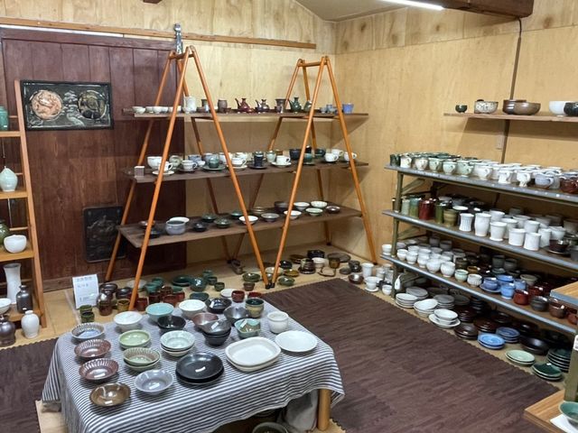 2階展示販売室です。_工房あららぎ