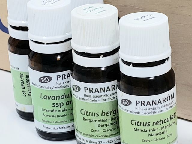 プラナロム社の精油を使用します_Antyusa