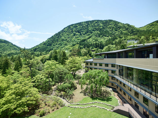 四季折々の美しい箱根外輪山に囲まれた箱根ホテル小涌園で、心と体を満たす贅沢なランチをお楽しみください。_箱根ホテル小涌園 フォンテンブロー