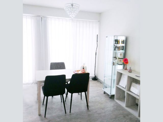今は家具のレイアウトが変わっています☆_Salon Raphae