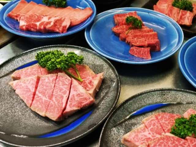 御肉料理わだひこ都町店の写真1
