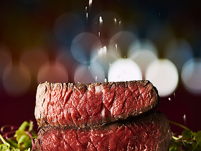 炭火とワイン 堺東店の写真1