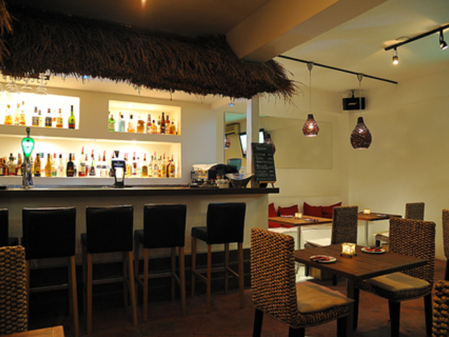 COSTA LATINA コスタラティーナの写真1