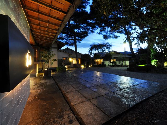 懐石料理・割烹旅館 東山