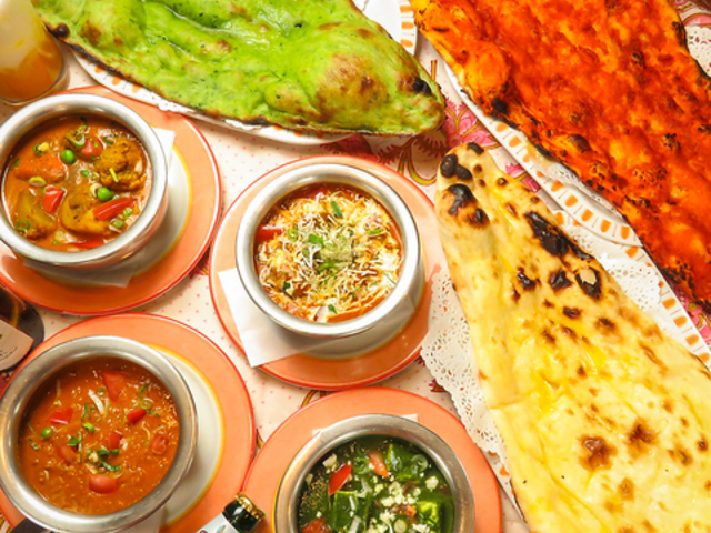 インド料理 ROOPALI ルーパリ 白島店の写真1