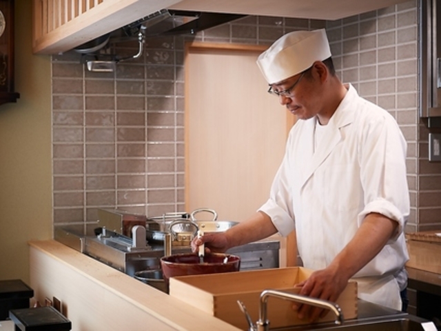 天ぷら 天秀 新宿の写真1