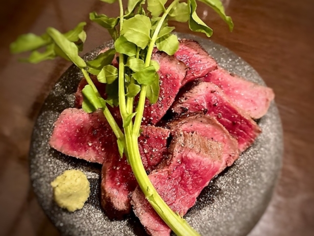 和牛と肴 絹 kinuの写真1
