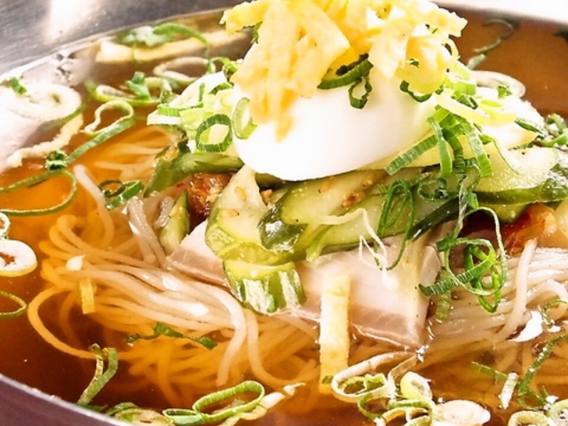 冷麺館 谷町店の写真1