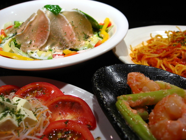 Bar&dining guzuの写真1