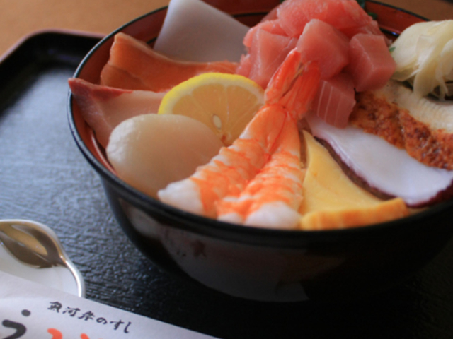 魚河岸のすし えびす 水道筋店の写真1