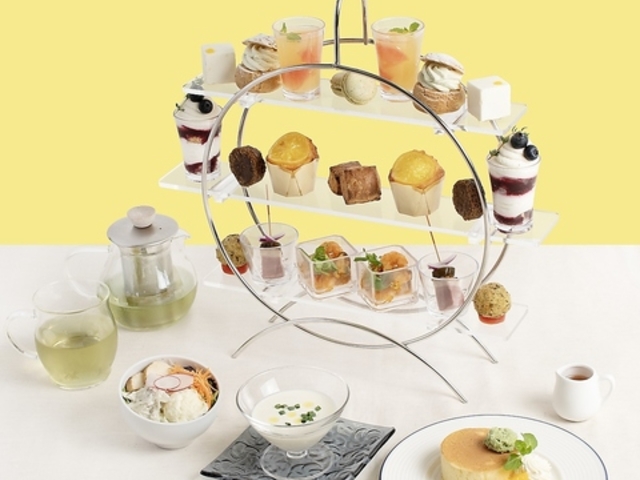 季節香るアフタヌーンティー レストランコルトの写真1