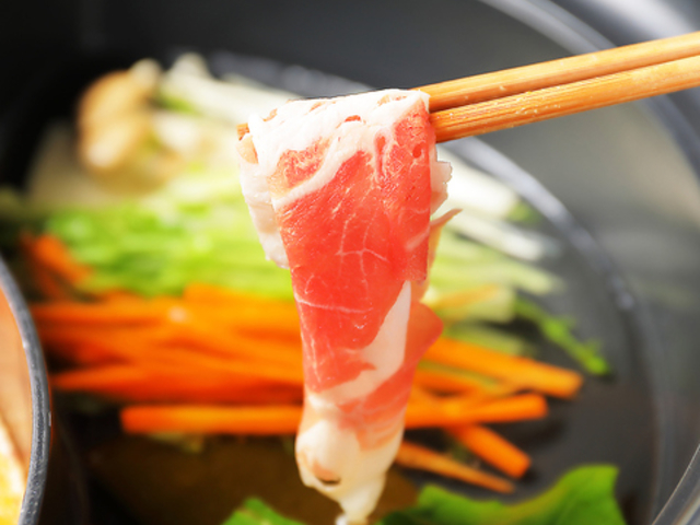極薄ラムしゃぶ専門 工藤羊肉店 本店の写真1