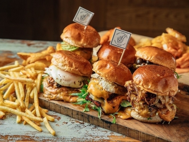 craft dining upit クラフト ダイニング アピットの写真1