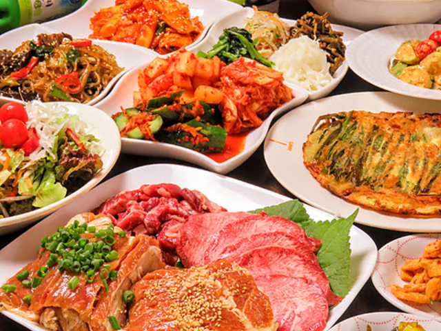 本格韓国料理 マンナ屋 新大久保店の写真1