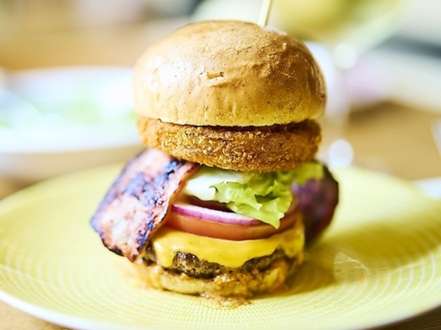 BOX BURGER ボックス バーガー 宮城野店の写真1