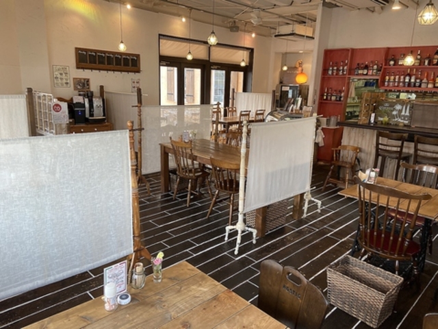 カフェMaHaNaの写真1