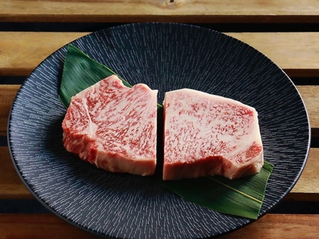 焼肉カロッソ 中之島店の写真1