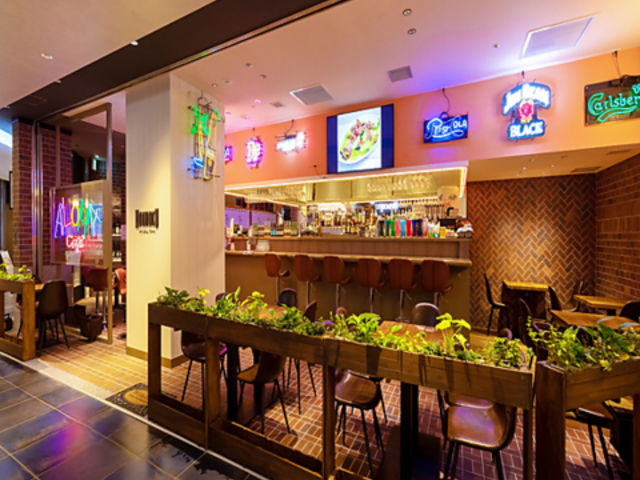 ALOHAcafe HONMOKU since1976 アロハカフェ コレットマーレ桜木町 みなとみらい店の写真1