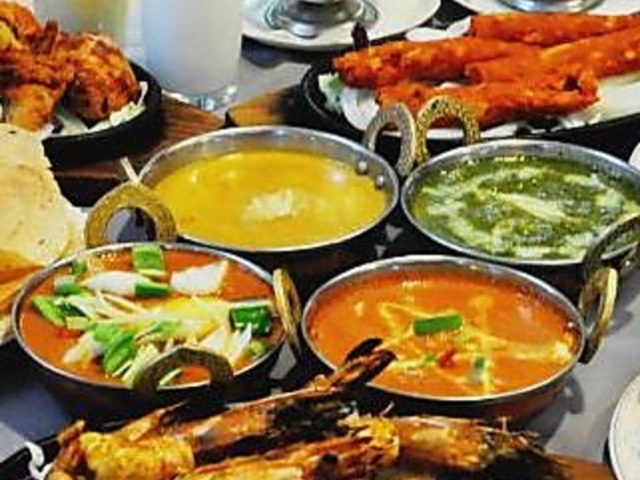 Indian restaurant Shakti インド ネパールリョウリ シャクティ 豊山店の写真1