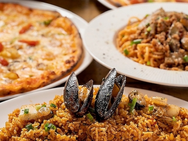 CaCa Grill&Pizza カカ グリルアンドピザ 杉田店の写真1