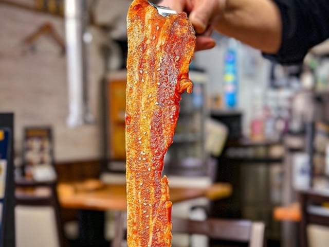 YAKI YAKI 乾杯酒場の写真1