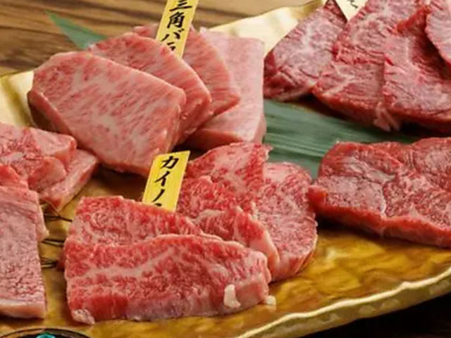 焼肉カロッソ 有田店の写真1