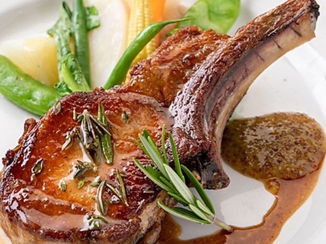 Vis a Vis ヴィサヴィの写真1