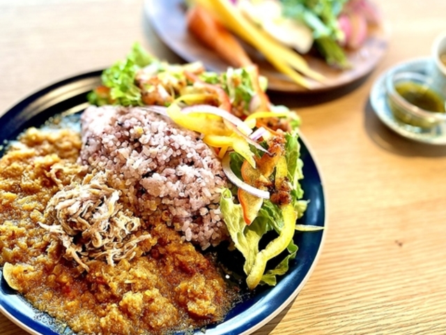 CAFE TOIRO カフェ トイロの写真1