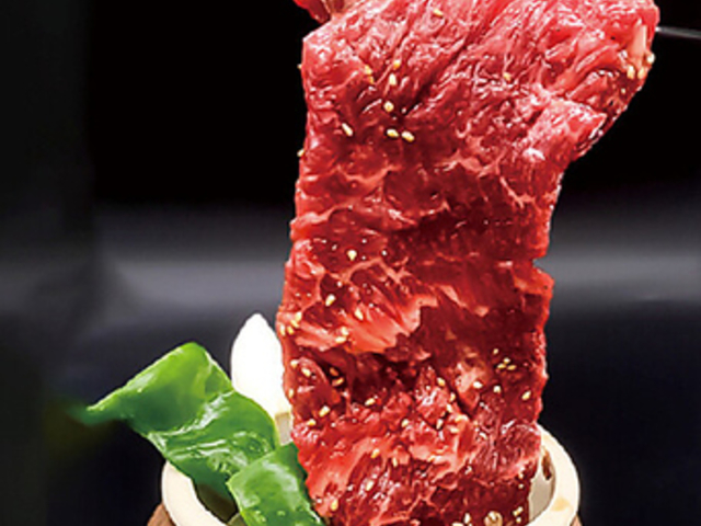 焼肉酒場 八海苑 綾瀬店の写真1