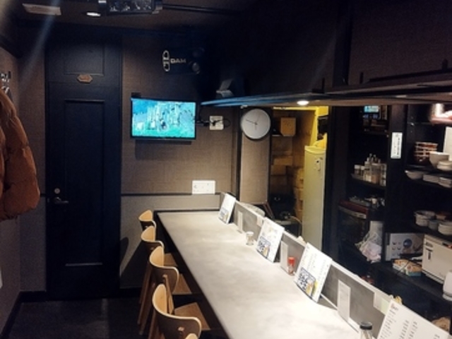 ペレ カラオケバーの写真1