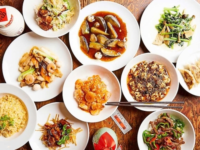 美食中華 天府記 本店の写真1