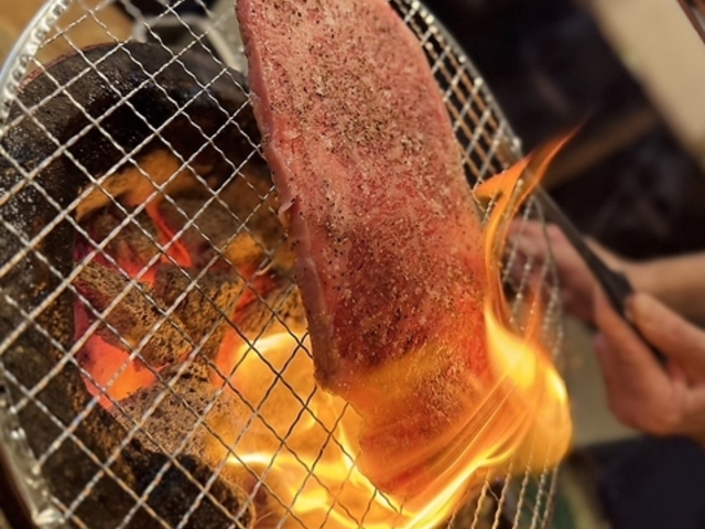 焼肉塩ホルモン 炭炭の写真1