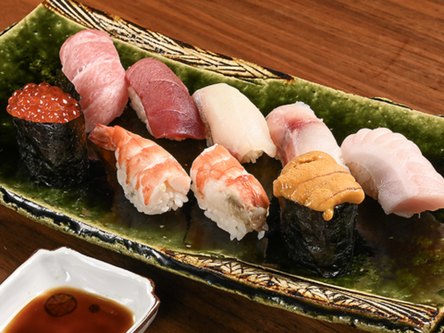 鮨いい村の写真1