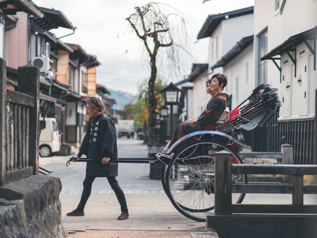 飛騨古川人力車 維