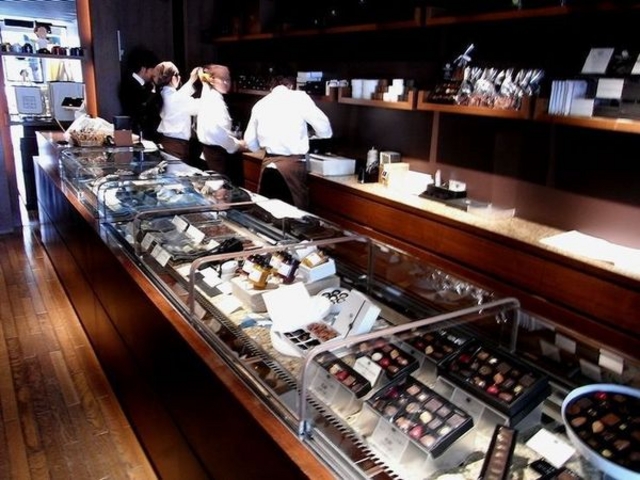 PIERRE MARCOLINI GINZA