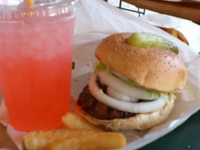 Johnny’s JAWAIIAN BURGER