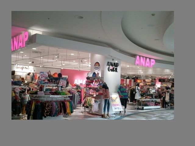 お洋服屋さんです。_イオンモール成田