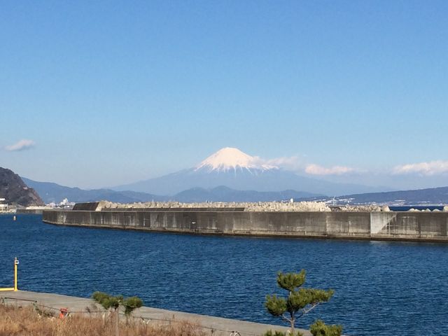 霊峰富士山 心が和む瞬間である_まぐろ茶屋