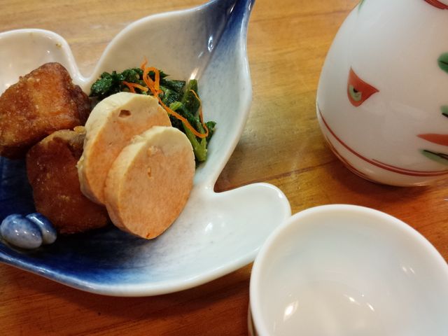 アンキモとマグロの竜田揚げのお通し。お通し自体も美味しかった。_旬の味ごろさや