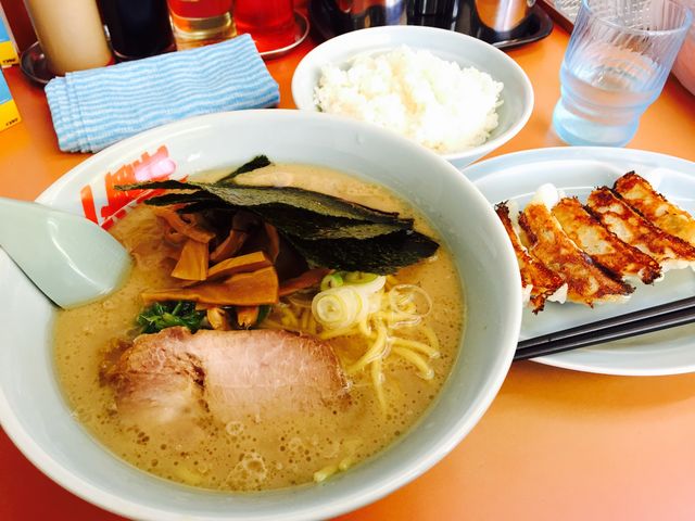 醤油ラーメン_ラーメン山岡家 手稲店