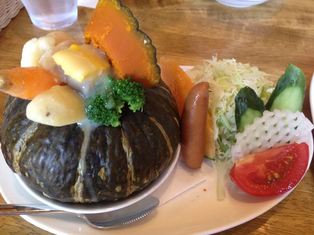 坊ちゃんかぼちゃのクリームシチュー_木のいいなかま