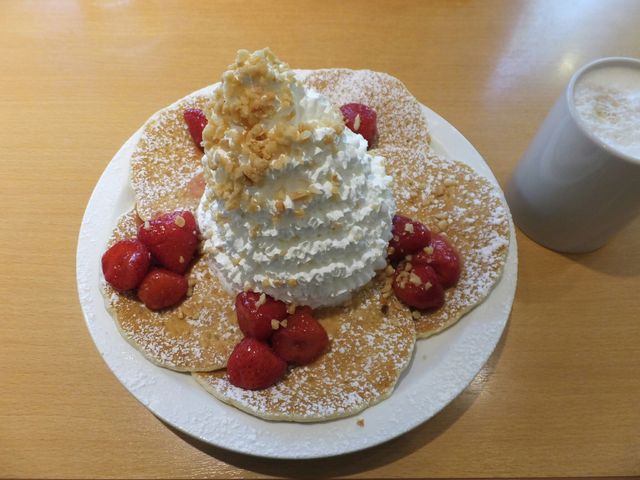 エッグスンシングス横浜山下公園店