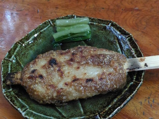 野沢菜がついてます。_俵屋